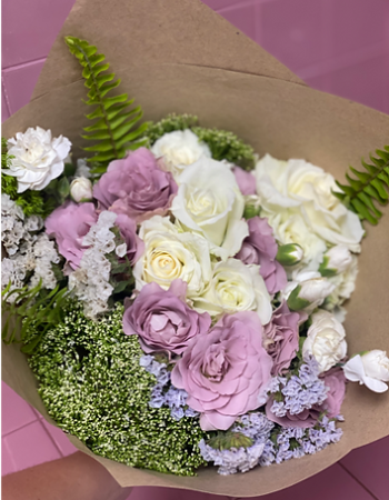  Bouquet à la Main de Fleurs Fraîches S