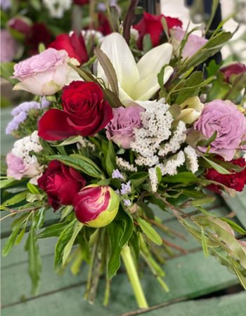 Bouquet à la Main de Fleurs Fraîches M