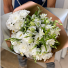 Hand Bouquet Fresh Flowers L