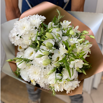 Hand Bouquet Fresh Flowers L Hand Bouquet Fresh Flowers L