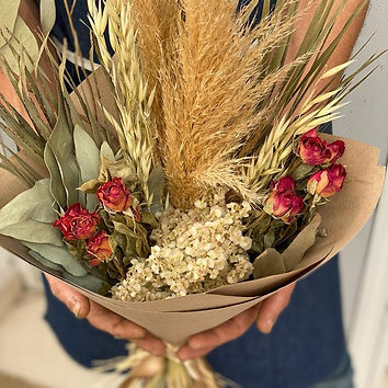 Hand Bouquet Dried Flowers S Hand Bouquet Dried Flowers S