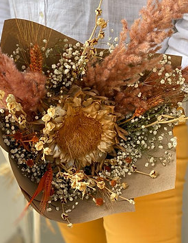 Bouquet à la Main de Fleurs Séchées S