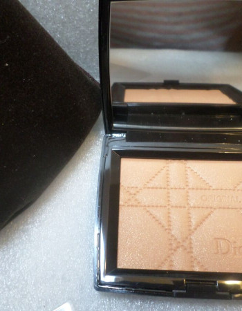 DIOR BRONZE ORIGINAL TAN NUMERO 002 HONEY TAN