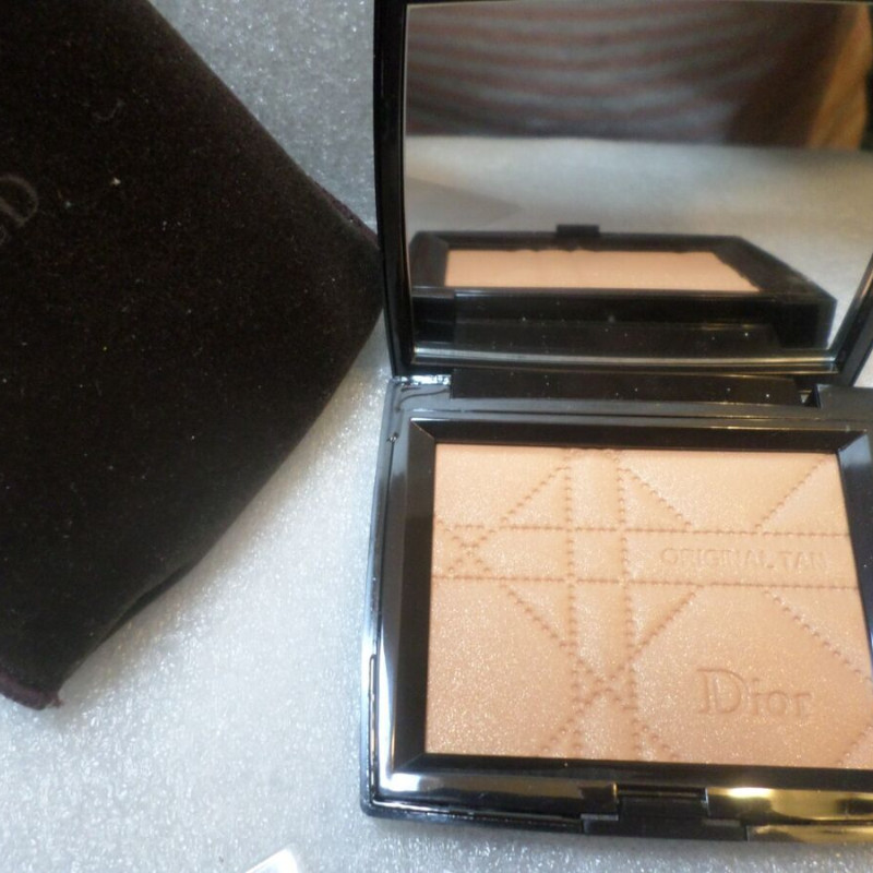 DIOR BRONZE ORIGINAL TAN NUMERO 002 HONEY TAN