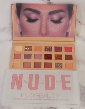 HUDA BEAUTY EYESHADOW PALETTE 19.7G HUDA BEAUTY EYESHADOW PALETTE 19.7G