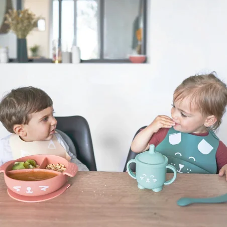 Babymoov Kit Repas Bébé LEARN'ISY Fox 15-24 mois (bol silicone + cuillère + bavoir + tasse) Babymoov Kit Repas Bébé LEARN'ISY Fox 15-24 mois (bol silicone + cuillère + bavoir + tasse)