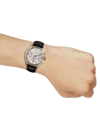 Casio – Montre homme doré argenté – Bracelet en cuir marron – MTP-1374L-7AVDF Casio – Montre homme doré argenté – Bracelet en cuir marron – MTP-1374L-7AVDF