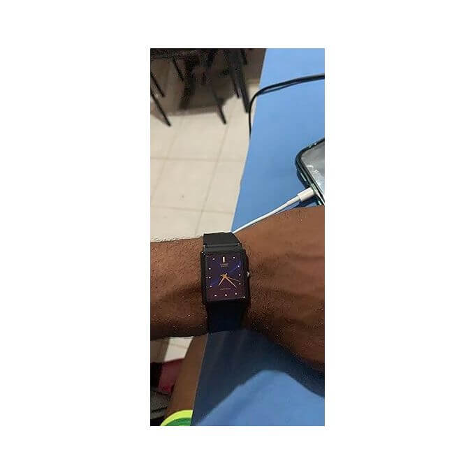 Casio – Cadran bleu – Rectangulaire classique – Étanche & bracelet en résine – MQ-38-2A