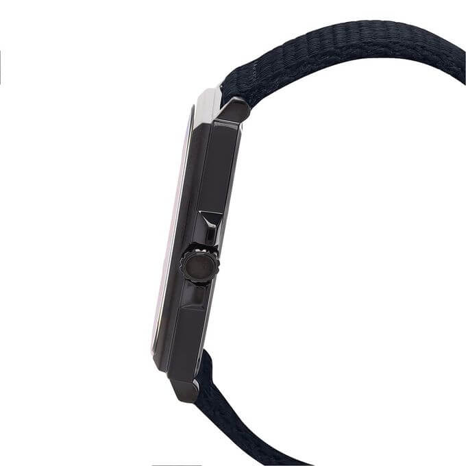 Casio – Montre noir en bracelet nylon – Étanche 50 m – Avec dateur – MTP-E715C-8AVDF