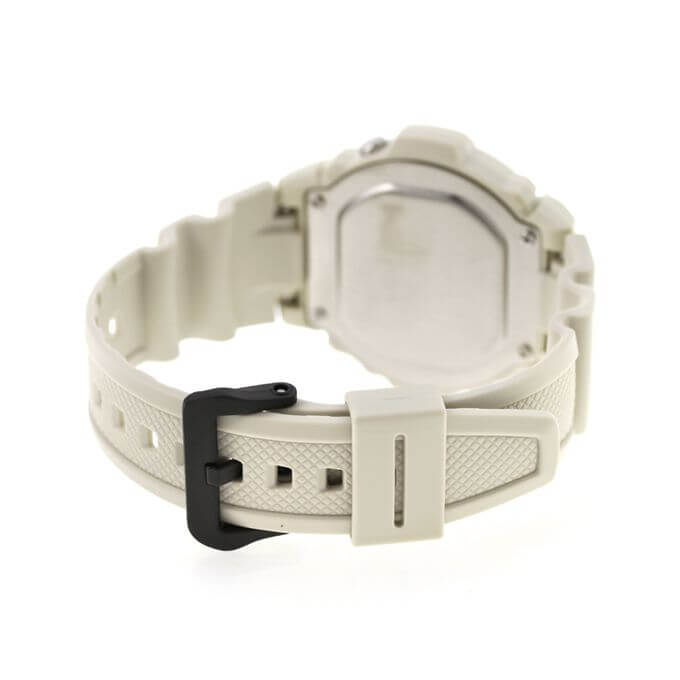 Casio – Blanche en caoutchouc – Cadran noir digital – Étanche 50 m – W-219HC-8BV