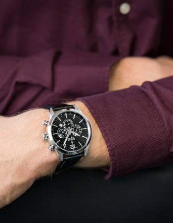 Festina – Bracelet cuir noir – Cadran noir – F20542/5 – Chronographe pour homme