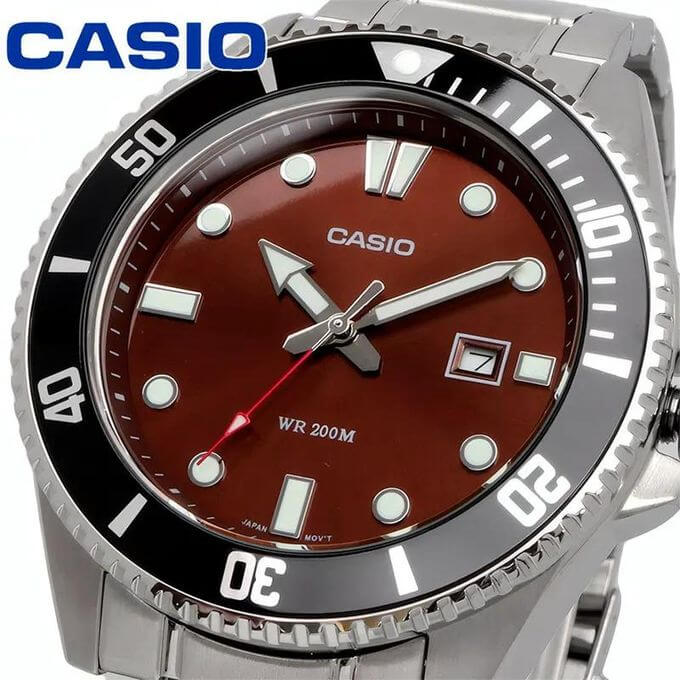 Casio – Sous-marine pour hommes – Fond marron – Étanche 200 m – Tout en acier inoxydable – MDV-107D-5AV