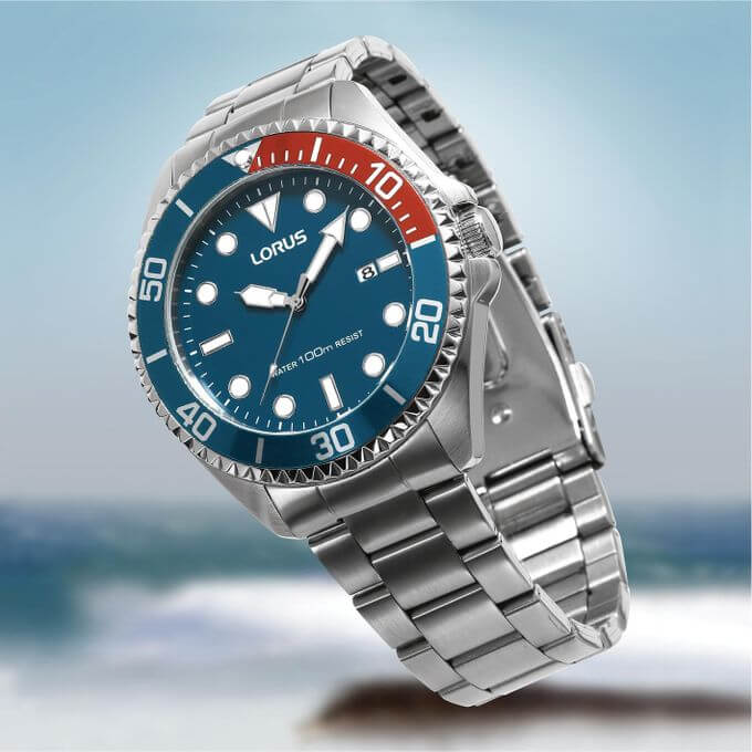 Lorus – Montre Homme modèle SPORT Argentée et Bleue – Étanche 100 m – RH941GX9