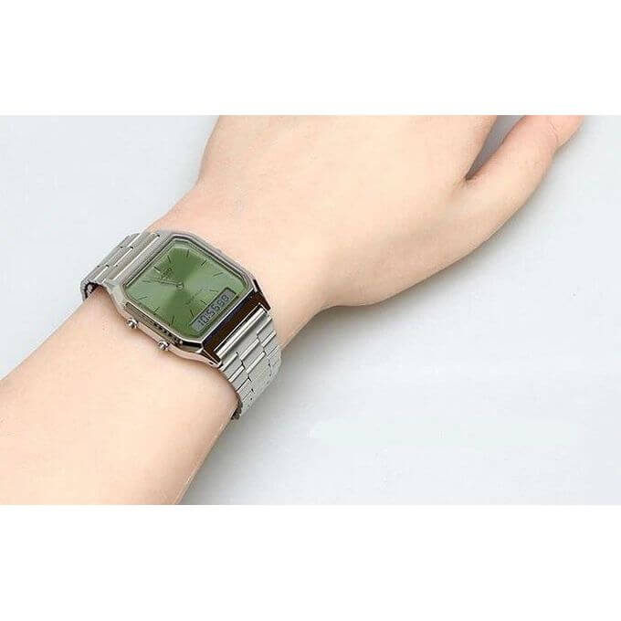 Casio – Vintage Collection double montres – Fond vert & bracelet en acier inoxydable – AQ-230A-3AMQY