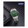 Casio – Argenté fond vert avec dateur – Bracelet en acier inoxydable – MTP-VD03D-3A1UDF