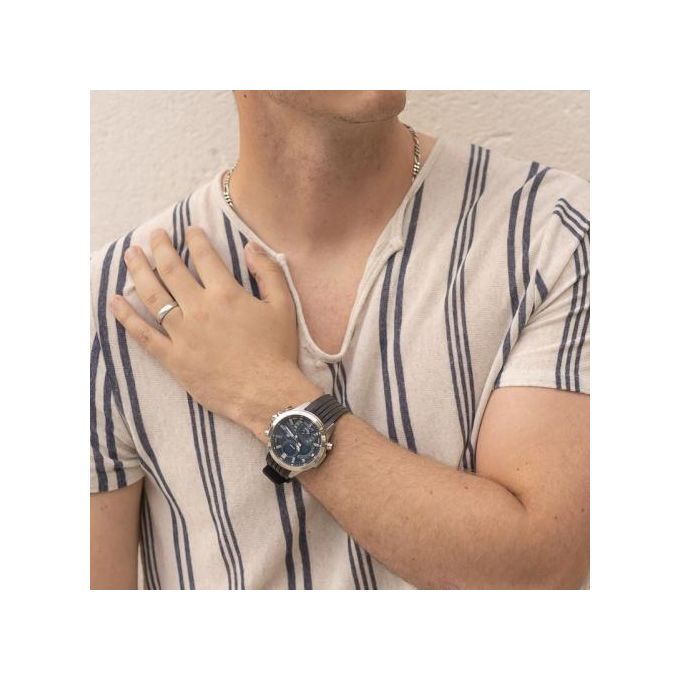 Casio – Bracelet en résine noir – synchronisation par Bluetooth® – Chronographe – ECB-30P-1A