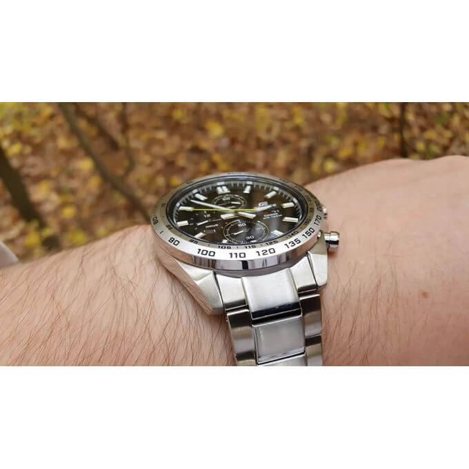 Casio – Diamètre boîtier 42,3 mm, Cadran noir, Edifice Collection, Étanche 100 m, Chronographe – EFR-574D-1AV