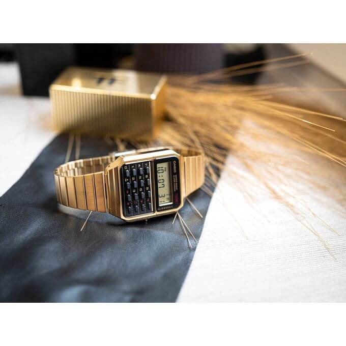 Casio – Montre vintage calculatrice en doré – Style des années 80 – Bracelet en acier – CA-500WEG-1A