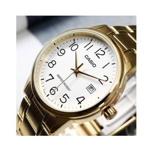 Casio – Montre classique avec index chiffres & dateur – Bracelet en acier doré inoxydable – MTP-V002G-7B2