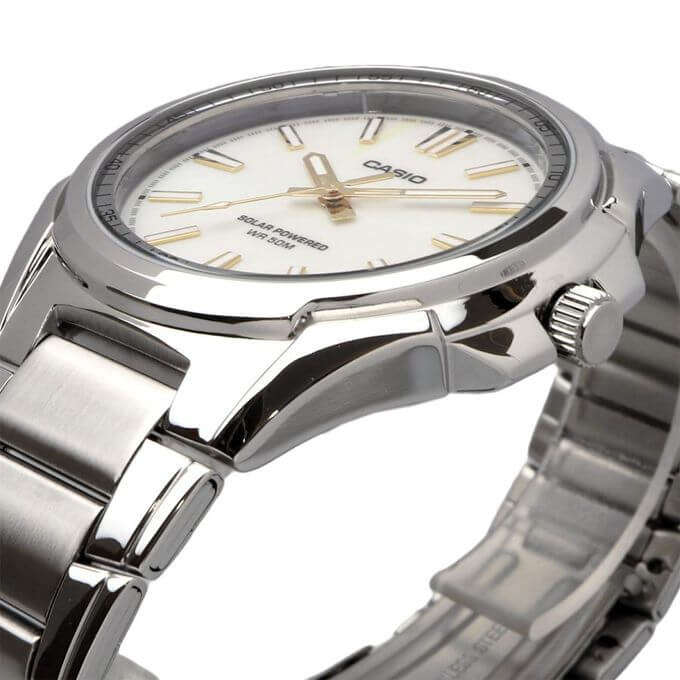 Casio – Montre masculine à énergie solaire, dotée d’un cadran nacré, Bracelet en acier – MTP-RS100S-7AVDF
