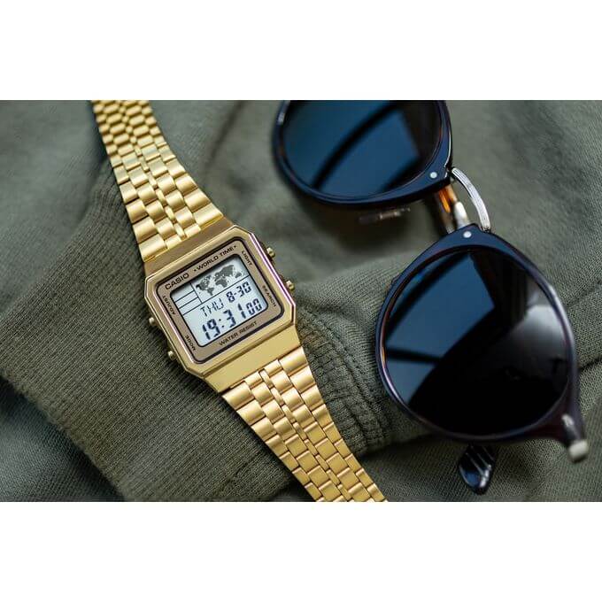 Casio – Affichage carte du monde – Digitale dorée – 5 alarmes – Bracelet en acier inoxydable – A500WGA-9DF