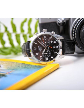 Pulsar – Cadran & bracelet cuir noir – Chronographe pour homme – WR 100m – PT3833X1