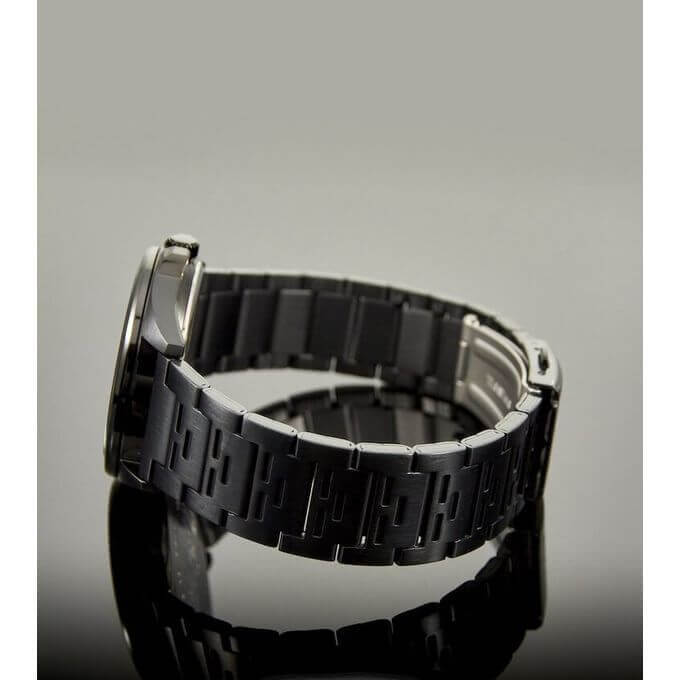 Casio – Toute en acier inoxydable noir – Avec indicateur date – Étanche 50 m – MTP-E700B-1EVDF