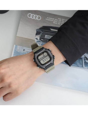 Casio – Une montre avec style et fonctionnalité – Bracelet en résine extra longue – DW-291HX-5AV