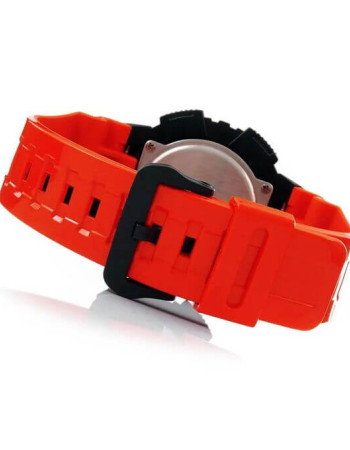 Casio – Rouge – « Tough Solar » – 5 alarmes – Étanche 10 BAR – AQ-S810WC-4AV