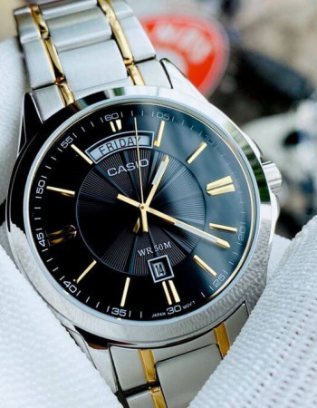 Casio – Affichage de la journée et de la date – Bicolore – Bracelet métallique – MTP-1381G-1AV