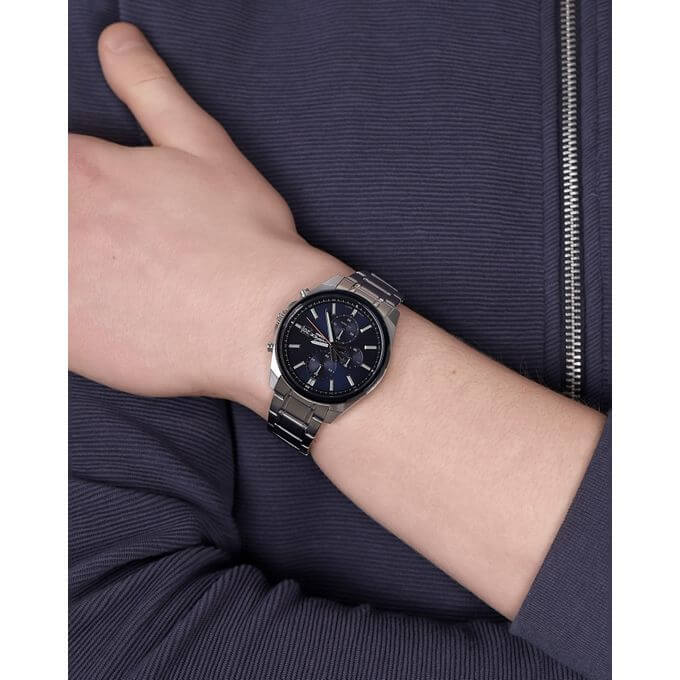 Casio – Chronographe EDIFICE standard de taille moyenne – Cadran bleu – EFV-610DB-2AV