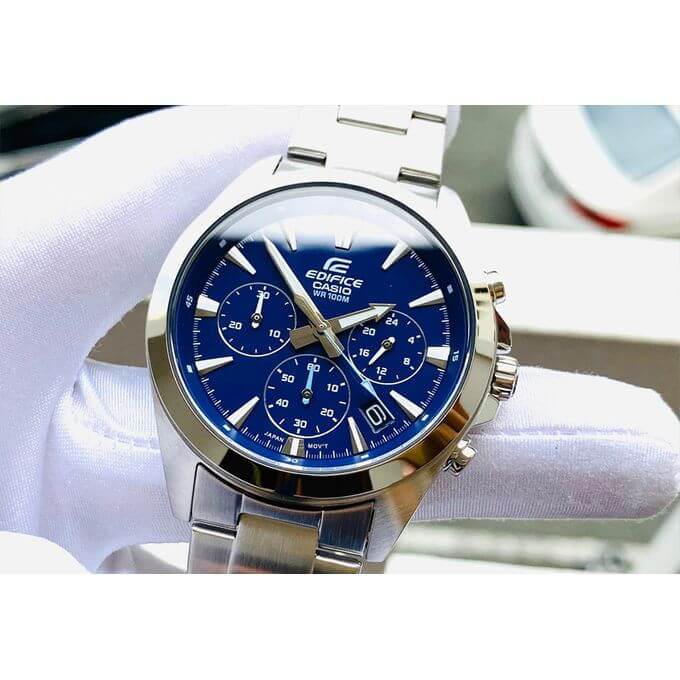 Casio – Cadran bleu – Collection Edifice – Chronographe – Étanche 100 m – EFV-630D-2AV