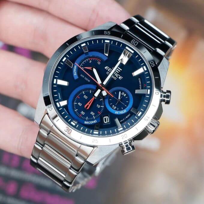 Casio – Cadran bleu – Chronographe – Bracelet en acier inoxydable – EFR-573D-2AV