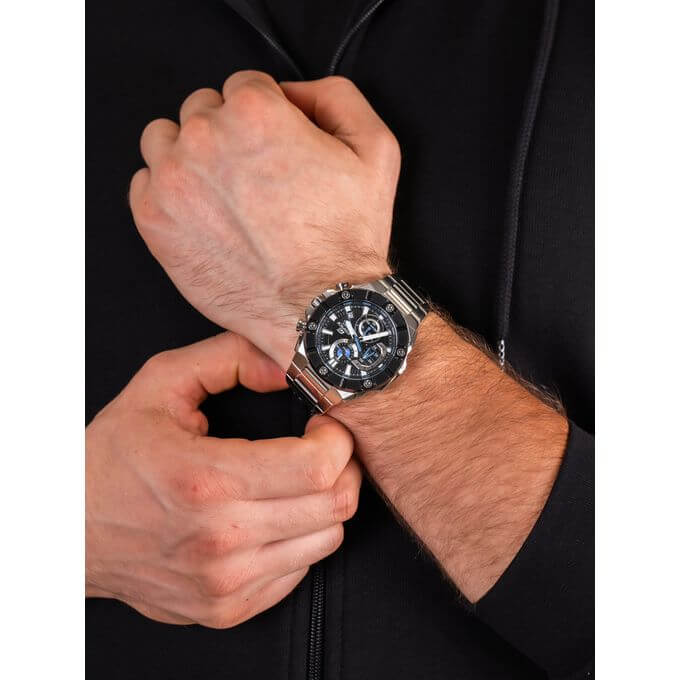 Casio – COLLECTION EDIFICE – Tout en acier inoxydable – EFR-569DB-1AVUDF