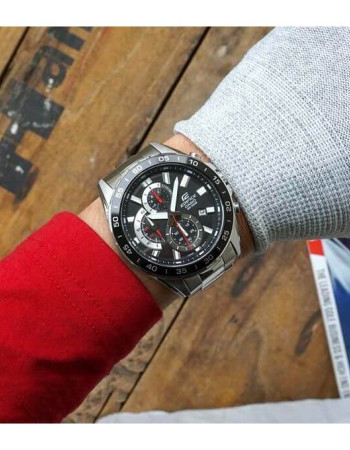 Casio – Étanche à 100 m – EDIFICE – Chronographe – Boîtier en acier inoxydable – EFV-550D-1AVUDF