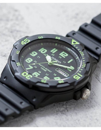 Casio – Montre pour hommes, chiffres verts – Bracelet en silicone noir – MRW-200H-3BVDF