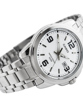 Casio – Montre pour hommes – Argentée, cadran blanc – Bracelet en acier inoxydable – MTP-1314D-7AV Casio – Montre pour hommes – Argentée, cadran blanc – Bracelet en acier inoxydable – MTP-1314D-7AV
