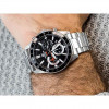 Casio – Collection Edifice pour hommes – Chronographe – Bracelet inoxydable – EFV-570D-1AV