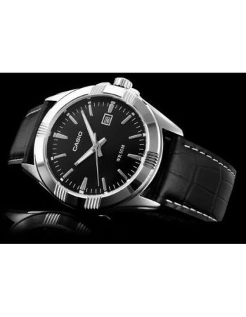 Casio – En cuir noir – Cadran noir – Aiguilles fluorescentes – MTP-1308L-1A