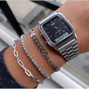 Casio – Classique Duel Time – Vintage Collection en fond noir – Bracelet en acier inoxydable – AQ-230A-1DMQ