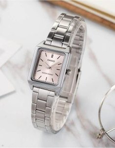 Casio – Montre carrée pour femme – Cadran rose – Bracelet en acier inoxydable – LTP-V007D-4EUDF Casio – Montre carrée pour femme – Cadran rose – Bracelet en acier inoxydable – LTP-V007D-4EUDF