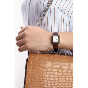 Casio – Montre femme carrée – Cadran blanc – Bracelet cuir marron – LTP-V007L-7E2UDF