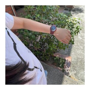 Casio – MQ-24UC-4BDF – Montre unisexe grenat et noire