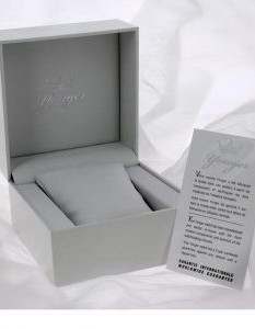 Yonger & Bresson – DMP1376/30 – Montre femme dorée avec cadran blanc et bracelet métallique doré