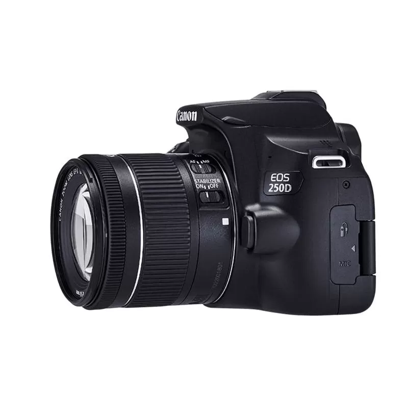 Canon EOS 250D + Objectif EF-S 18-55mm IS STM Canon EOS 250D + Objectif EF-S 18-55mm IS STM