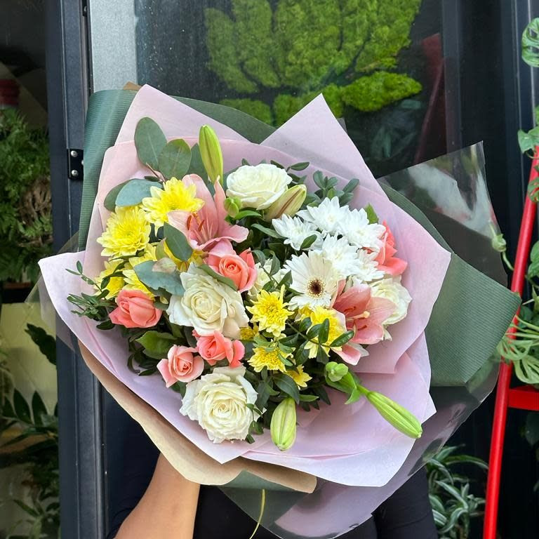 Soft Bouquet Colors