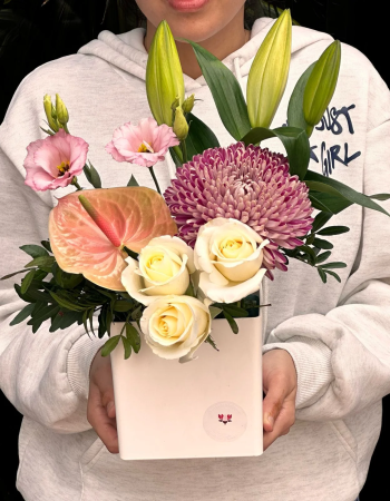 Composition Florale Rosâtre Poésie